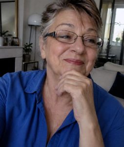 Cougar bouillante Vannes attend un partenaire pour jouir