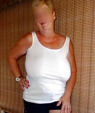 Plaisir mature Bourges avec une femme de 51 ans pleine de vie